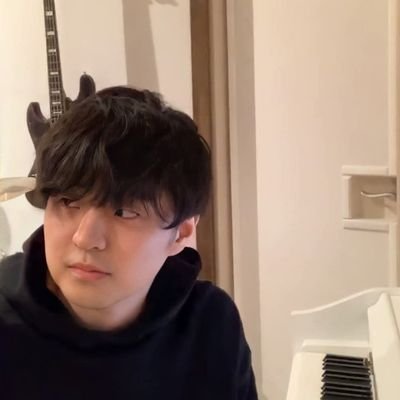 a fan account. dnf.
warning: tweets full of 名探偵コナン (@conan_anime1000), @officialhige, and @ONEOKROCK_japan | priv: @kryniverse