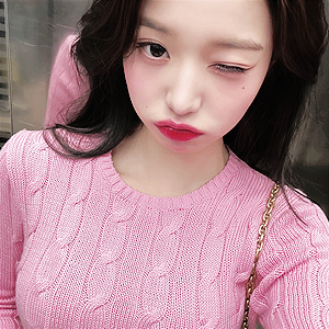 JG31N's profile picture. number one 인 mɑteriɑl sweet doll in the house ⠀ ⠀ ⠀⠀ fɑlling into her ♡ unmistɑkɑble beɑuty chɑrm ·