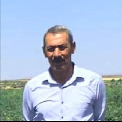 eğitimli çiftçi sosyal demokrat özgürlüğü ve demokrasi yı ilke edinmiş ırkçılık ve faşizme karşı tutumu ile adalet ve eşitlik tarafı ile laik sistemde yaşamak