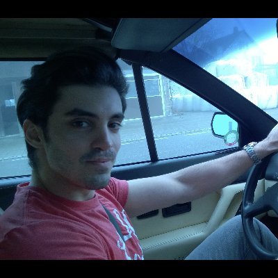 m_melchio's profile picture. Software Developer. Guitarist. Interista.