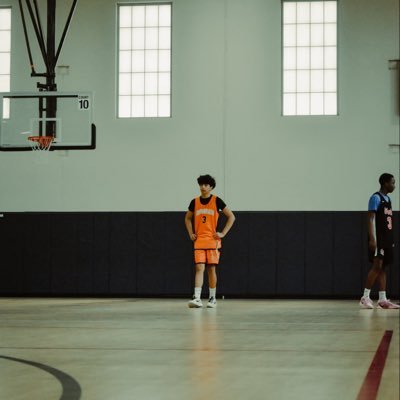 IL (Joliet Catholic Academy) 6’2 SG/PG Instagram @danwitdashiftss 📲779-247-8121 ✉️cervas5911@gmail.com