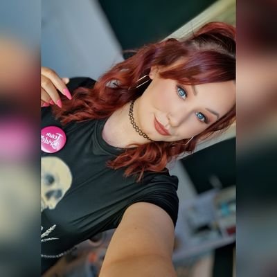28, Married, Mother of 2❤️
University Graduate.
Pizza Addict. Crazy cat lady. NO DMS.
Personal account: @justa_pizzame (friends only)