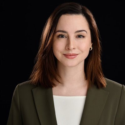 Oliviacoder1's profile picture. AI Educator. Helping you to make money with Al, Tech Tools & Digital Skills | 💬 DM Open for collaboration