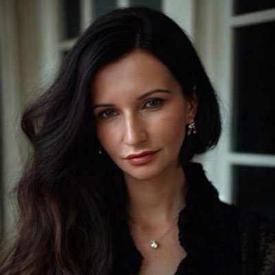 Le78596890Lena's profile picture. 