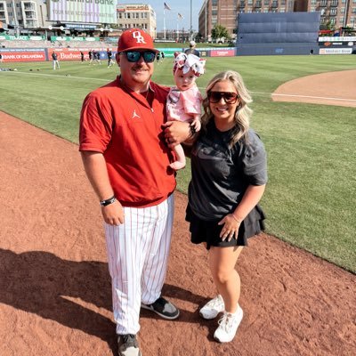 Believer in Christ • Teacher/Coach at Owasso High School ⚾️🏈 • Former @UCABearBaseball & @NavarroBasebal1 • Texan