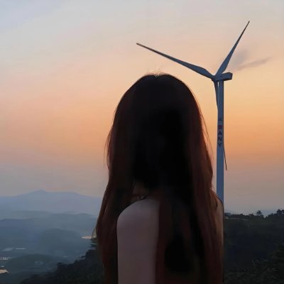 Jolie4563289's profile picture. 💼 Empowered woman building an intentional life ✨