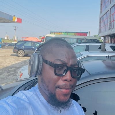 Wordsmith by nights• 🖋️ Accountant by day•📊 Arabic enthusiast always☄️📚 Tijani-Sunni,Chelsea Fc. 💙