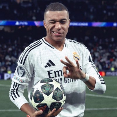 Patrick87022878's profile picture. @cavs and @RealMadrid fan 🤍 🇹🇩