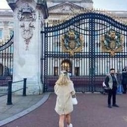 Aluivboov19452's profile picture. Gods determine what you're going to be。