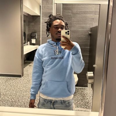 OWNER OF @7AM_Esports Streamer/Content creator ™️|turn notis on| Most Underrated Streamer 〽️| Follow me on TikTok link in bio | Road to Fortnite Pro 🏎️💨