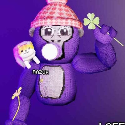 Content creator on tiktok razor.vr3 is my username go follow!!