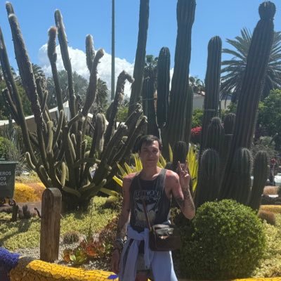 leed103040's profile picture. 26 loving life 🙌 3 babies🐶🐶🐶 Family means everything 💕I want more in life🫶🏼🙌💕also I’m 26 Scottish/north highlands& gay 🏳️‍🌈 & a community nurse🫶🏼💋