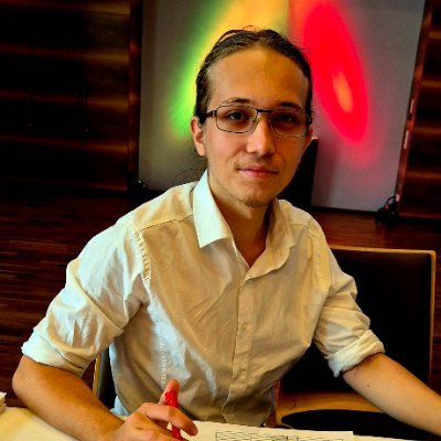 NoahXFrank's profile picture. 🇦🇹🇭🇺 Journalist, Streamer, Tech-Enthusiast🚀, History Nerd & Game Dev👨‍💻

Latest Entertainment News 🆕️
Movies, Shows and Gaming 🎮🎬
Memes🤣
History 📜