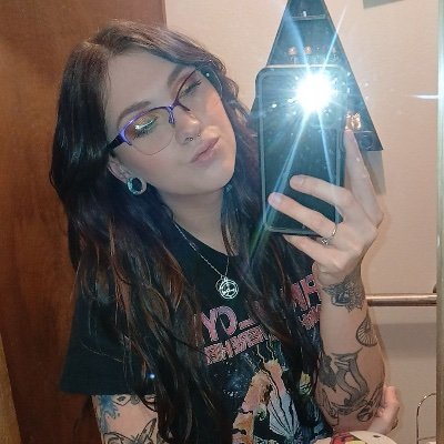 kkatiejb's profile picture. now watch this drive