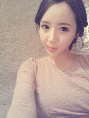 우♥ 윳♥ 빛♥ 깔♥ 이예빈입니다^^