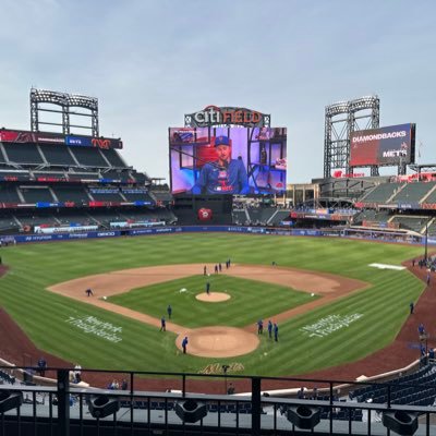 LI_Weather516's profile picture. Volunteer Firefighter who loves the weather. Fire Department dispatcher. Talks weather and sports.