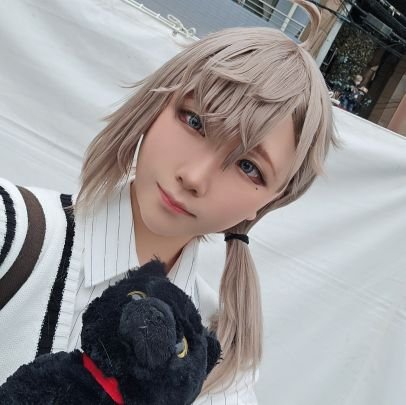 @Aiz_cos の🌈🕒アカウント。ほぼにわか。最推しは🥃でろふまおとヒーローにハマってる。コス写真載せるよ。個人V系も。
