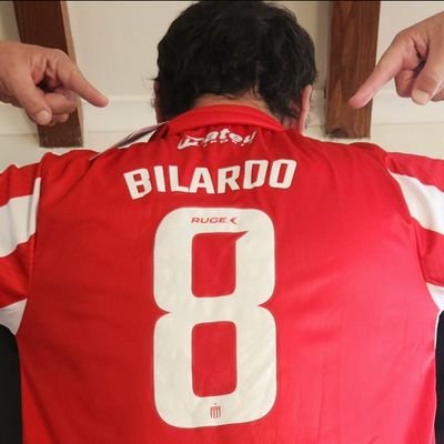 Acerero y socio del Pincha.
Siempre en el camino del Doctor Bilardo.