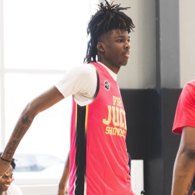 kjsotuff's profile picture. 6’5 Wing BlackHawk Technical College #jucoproduct | 414-553-6320 |