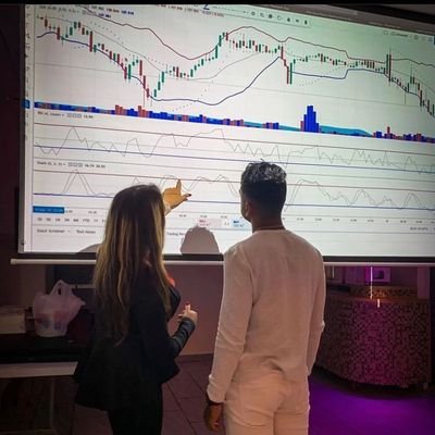 SENIOR ACCOUNT MANAGER 7 YEARS TRADING EXPERIENCE📈📊EARN OVER $500,000 weekly💰 BE MY TESTIFIER🤝