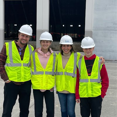 sashabcervenka's profile picture. Our Fam is EVERYTHING! 🥰| Proud mom to Ari 🥎🏀 🚩🏈 & Finny 🏈| Corp Affairs Exec: Strategy, Crisis, Media, PR, IR, Brand Reputation | Be the good ☮️💫🕊️❤️🌎