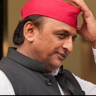 follow back ✨
जुल्म के साये में लब खोलेगा कौन,
हम भी चुप रहे तो फिर बोलेगा कौन !-
हर गाँव हर गली हर एक बूथ जायेगे
देख लेना हम फिर अखिलेश भैया को cm बनायेगे🚲
