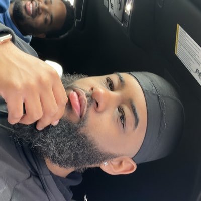 Owner of Wholesome Beard Club| ΩΨΦ ‘20 🐶⚡️Ig:@Do_ItLikeFields