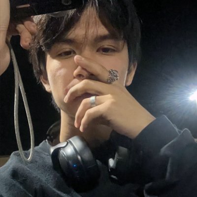 thechinomxli's profile picture. cuenta creada a lo pendejo