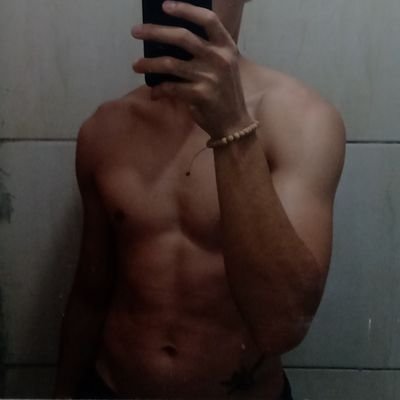 HellishBlueBoy's profile picture. 🔞NSFW
Bi, Sexy e Uau
Uma predisposição a lutar,gatos e ser sexy.