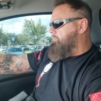 kVozzy (@bumtaint) 's Twitter Profile