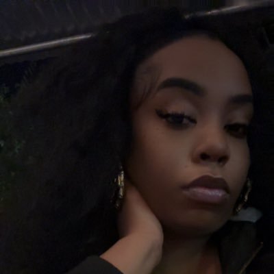 @ThereGoNiquee