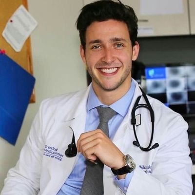 hello guys my name is Michael Smith I'm from Netherland I'm still a doctor that is what I'm doing for a living please guys I'm new here let's chat 🙏