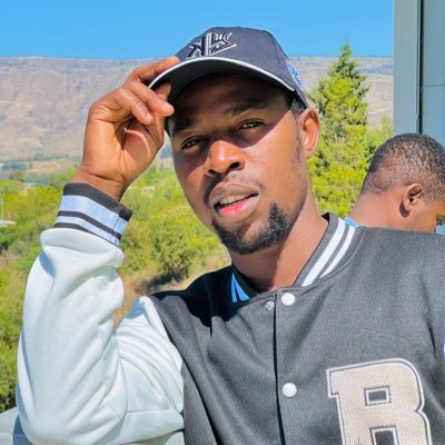 Animal scientist❤️ Man U Fan🎉🎉🎉 though it's painful supporting Man U 😛😛 Freethinker. Follow back please