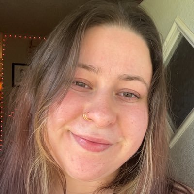 coble_skylar's profile picture. life isn’t real, it’s all an illusion.