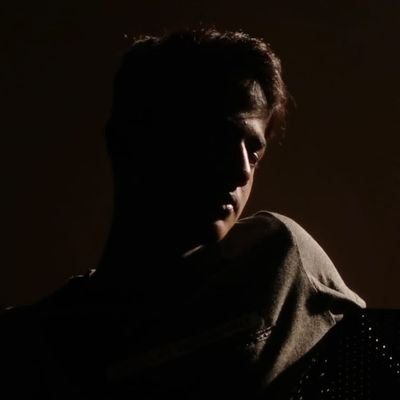 Iam hooked to commerce, a carnatic music student and also learn Mridhangam and Veena .An Entrepreneur.Into Startups.