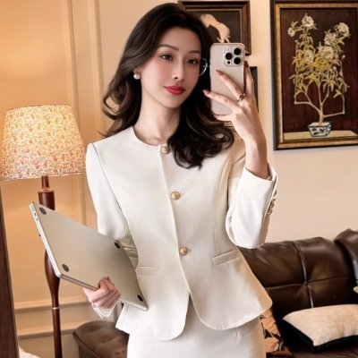 Cicamed Pte Limited—CEO
This is a private account
|Travel|Food|Pilates|Golf|Reading|Charity|
以月光縫補裂痕 ,每道傷都是銀河🌙