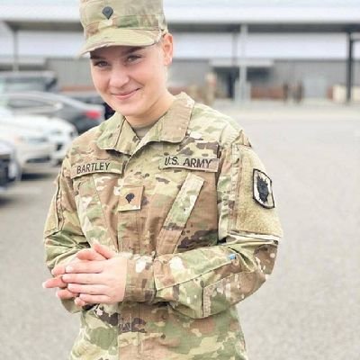 USA 🇺🇸 military woman currently in Syria 🇪🇬 Honesty and trustworthy person
Simple
single 🇺🇸
