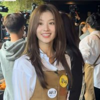 may lika (@whathehwat) 's Twitter Profile