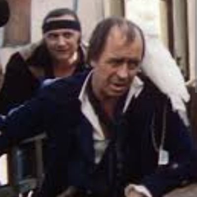 dnk280378's profile picture. За**ало всё. Безумно хочу продать всю оснастку и клиентуру, забрать мешочек золотых гиней, свою старуху, жить с ней, в условленном месте и в своё удовольствие..