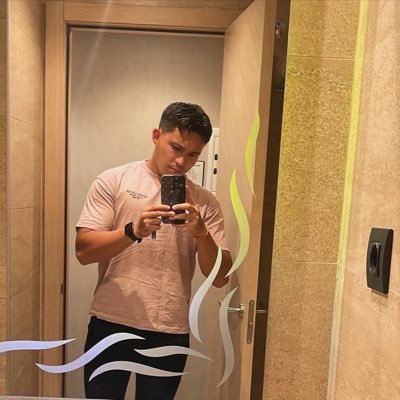 Blakes9494's profile picture. 