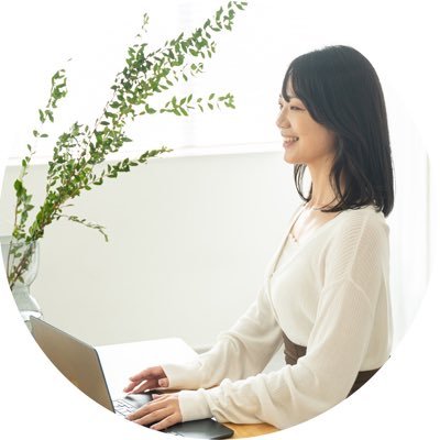 LINE_WEB_design's profile picture. 88/
✳︎Lステップ正規代理店/デザインまで一気通貫サポート

小さな事業の中にある「届けたい想い」を、LINEなどの仕組みでつなぐ人。

設計のこと、日々の気づきをぽつぽつ発信中。