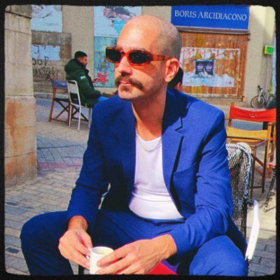 Polyglot and linguistics nerd | 7 languages so far | I can help you learn ANY language | check out my book on the link below
