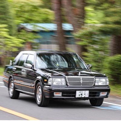 40代のクルマ好きです。 80年代90年代のクルマが好きで、Y31セドリックに乗り替えてしまいました。また子供の頃から集めているカタログやクルマについて呟いてます(笑) クルマ好きな方、お気軽にフォローして下さい😉 Instagram:shin_y31cedric