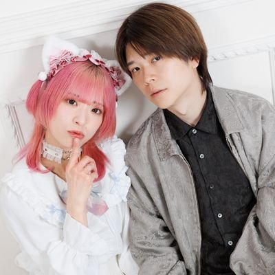 eri_yzs's profile picture. NSC東京30期 吉本興業所属 超ラブラブ♡カップル男女コンビ ミッドナイトウルフ🌃🐺︎婚約中にゃん💍✦︎  #cosplayer 🎸♡ふつうの軽音部♡🎸お酒とコスプレが趣味にゃ🫰🏻💗山梨出身🍑都内在住🪩2匹の猫さんと、えりにゃん(猫さん)と、ももさんと暮らしてます🐾