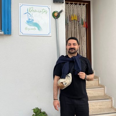 unalceliks's profile picture. 