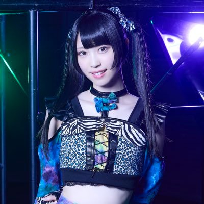GANGDEMIC(@gangdemic_info)長身スレンダー青色担当🦈💙Lead Vocal&Dance🎤身長170cm 股下85cmの高身長アイドル / 染めたことない黒髪 / 喋るとポンコツらしい / 特徴的な声 /チェキレポ #みれいずむ 載せてね!みれいのこともっと知ってね #みれまめ