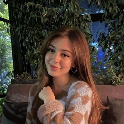 db34591's profile picture. وإنَّ الشيءَ يتضاعَفُ حُسنهُ في عَين مُستحسِنِه .