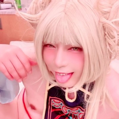 女装してイヤラしいドスケベな動画や写真を撮るのが大好き❤️下品におチンポしゃぶったり顔射されたり獣みたいに犯されるのが大好きなむっちり系変態🐈⬛です💕サポパコは不定期ですが日程・条件決まったら固定ツイで募集します #女装男子 チン凸はいらないよ DMは案件とサポパコ参加表明のみで 他は返信しません