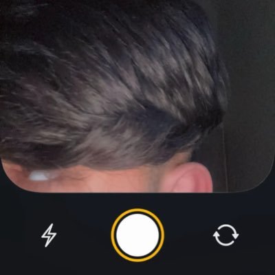 b_2oz's profile picture. 