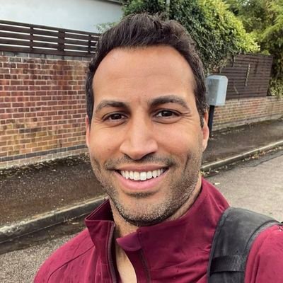 Sharing medical insight, behind-the-scenes, surgeon by day meditation by night🙏
